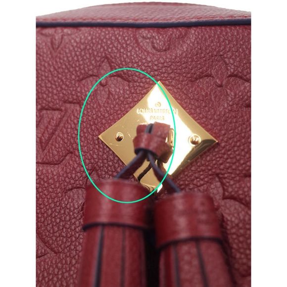 Louis Vuitton Monogram Empreinte Saintonge Shoulder Bag - Picture 6 of 9